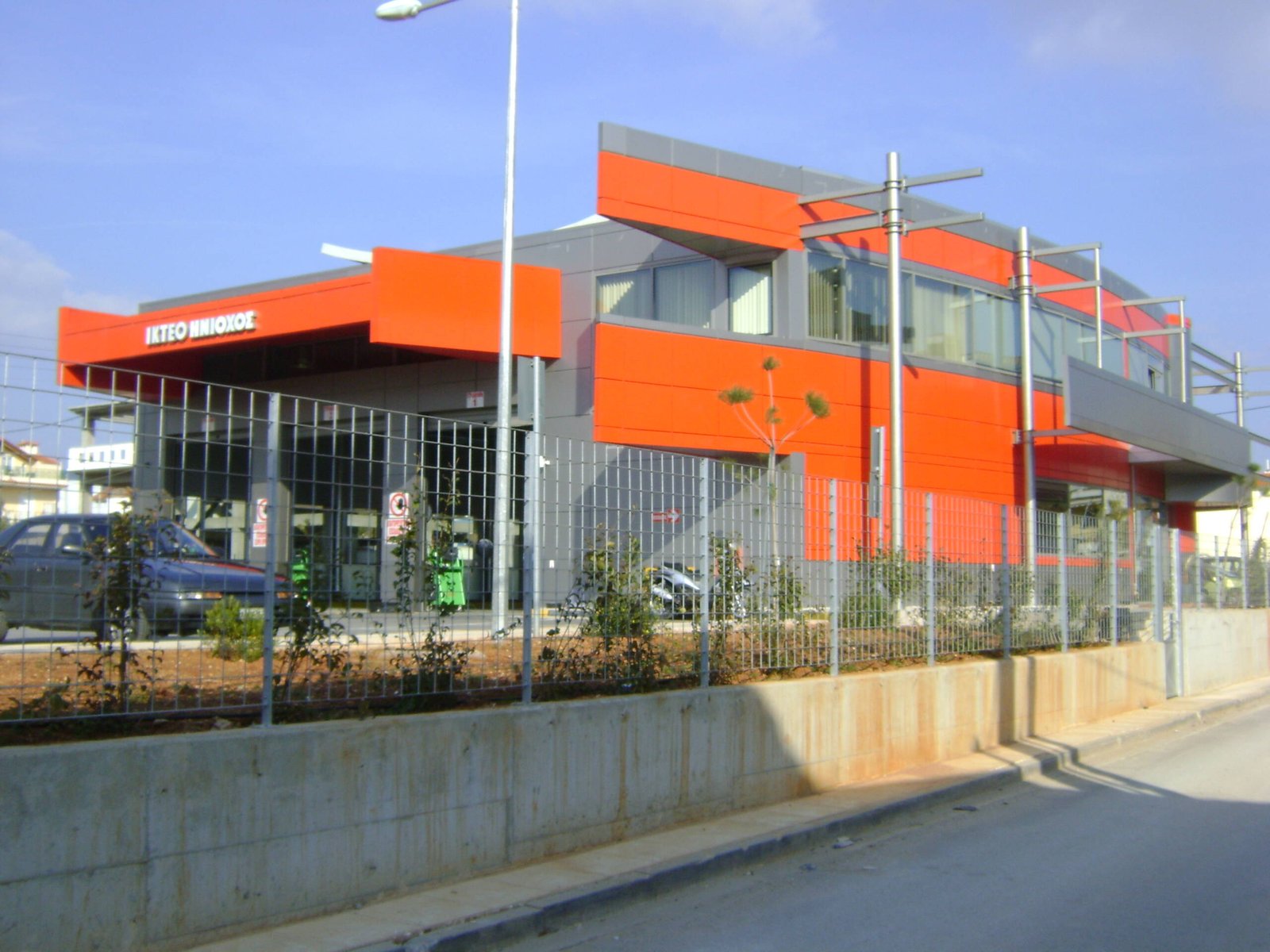 Ηνίοχος ΙΚΤΕΟ Γέρακας πλαϊνή όψη